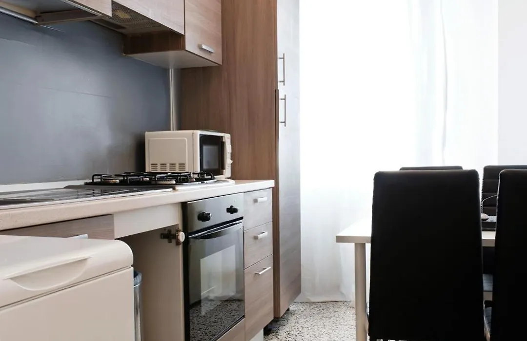 Enjoy Apartment Gorla-1