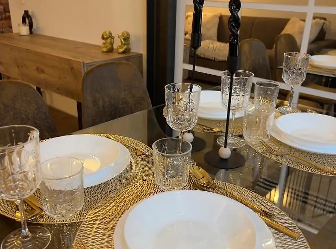 Regina Milano In Porta Romana 3 - Sky Tv, Wifi & Breakfast Box